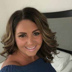 Meet your Posher, Bethany